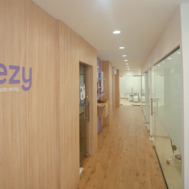 Dezy Dental Clinic In Infantry Road