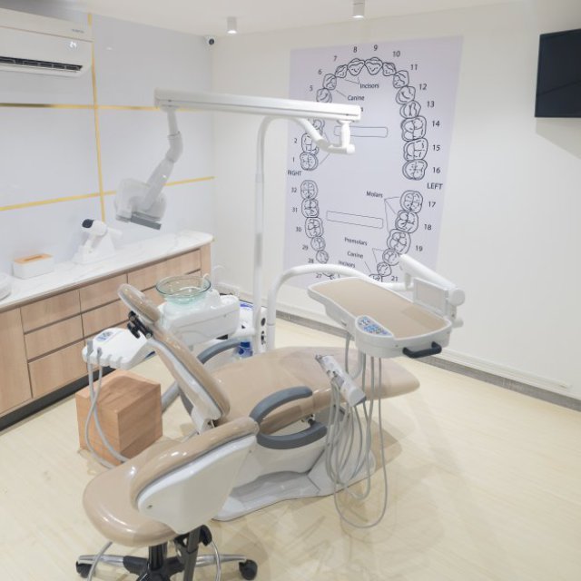 Dezy Dental Clinic In Mulund