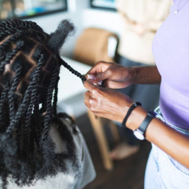 Alecia’s African Hair Braiding